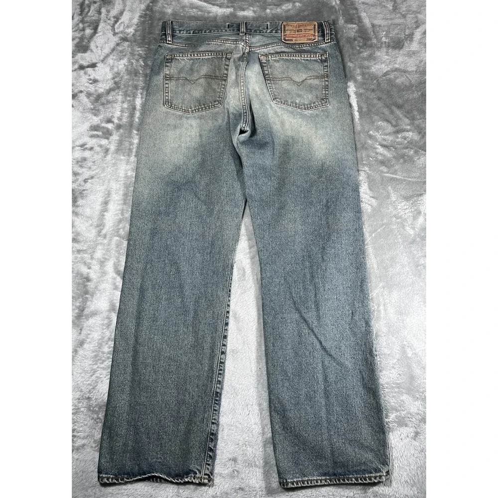 Diesel Jeans Men Size 36x31 Blue Denim Made In Italy Straight
